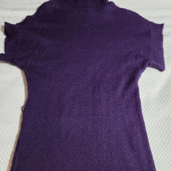 Pre-owned Good - Picture 4 of 6